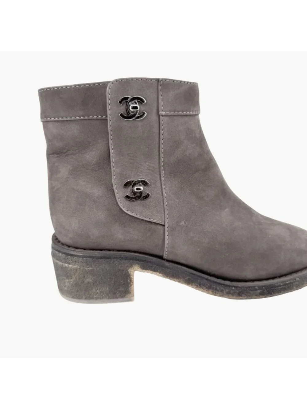 Chanel Turnlock CC Ankle Boots EU 39 US 8-8.5 Gray Suede Low Block Heel Bootie